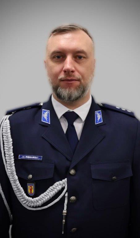 Zastępca Komendanta Wojciech Piekarski.